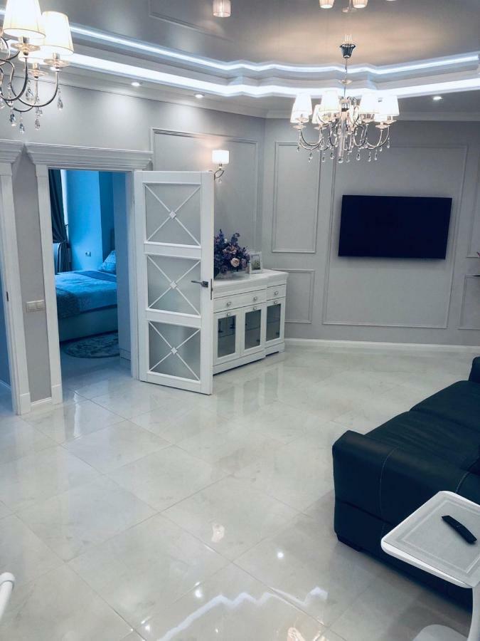 White Apartments In Arcadia Odessa Luaran gambar